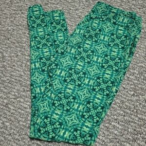 Vibrant Green Patterned Leggings